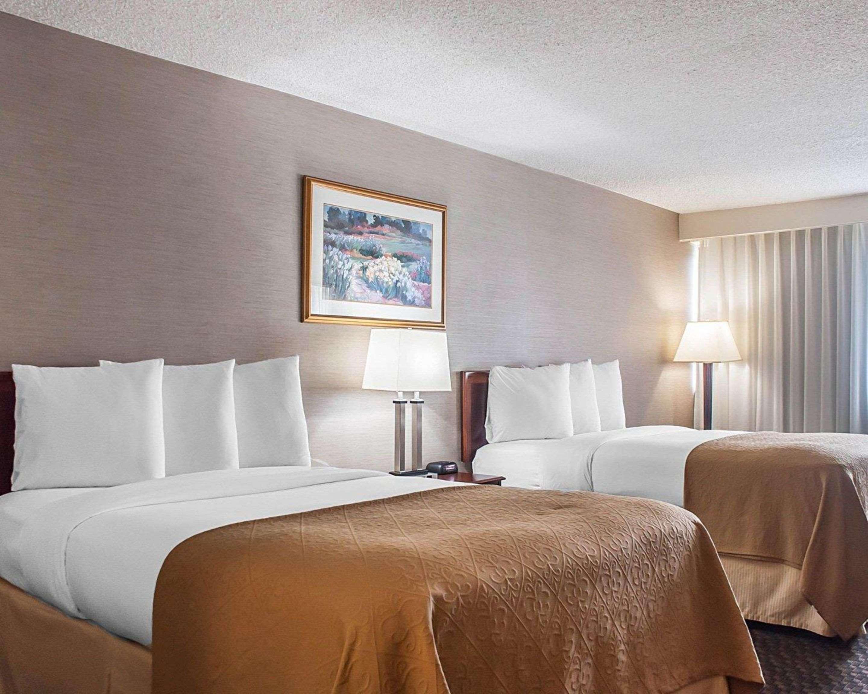Quality Inn & Suites Vestal Binghamton Near University Экстерьер фото